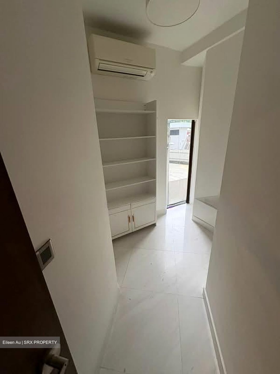 Devonshire 12 (D9), Apartment #560232561